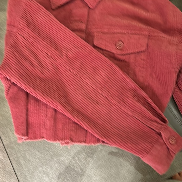 Forever 21 Cropped Raw Hem Raspberry Corduroy Shacket. Worn once. Small. - Picture 9 of 11